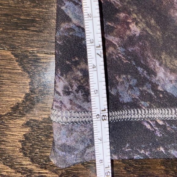 Lululemon Leggings Size 6 - Picture 6 of 6